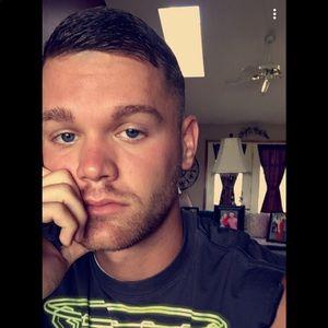 Meet your Posher, Dylan